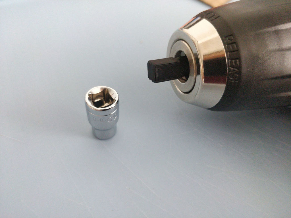 1/4" hex-to-square socket adapter for drill