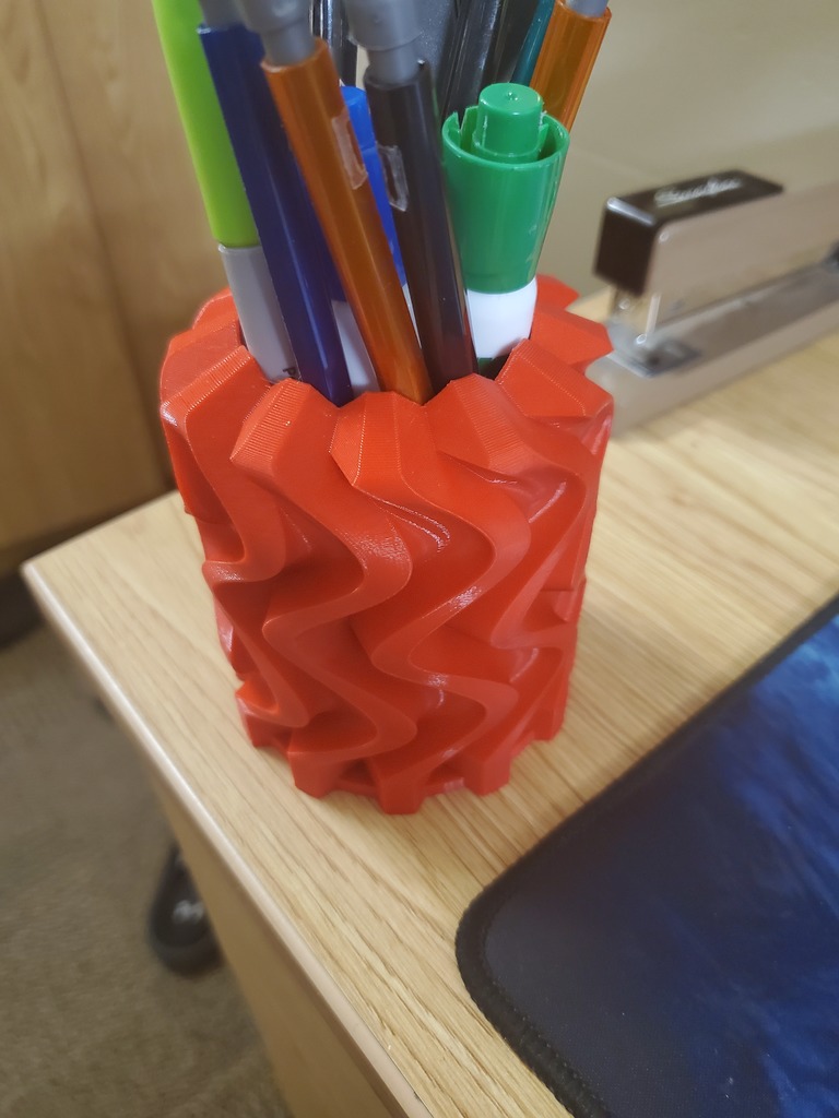 Spiral pencil cup holder