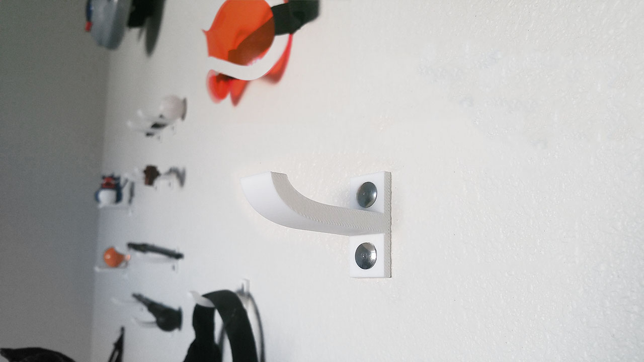 Thumb Tack Display Hooks