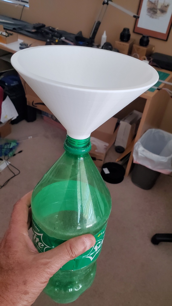 Funnel for pop bottle bird feeders