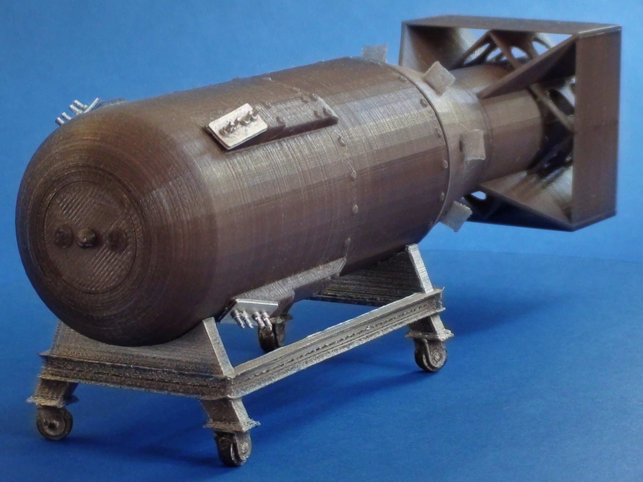 Atomic bomb multi-piece miniature