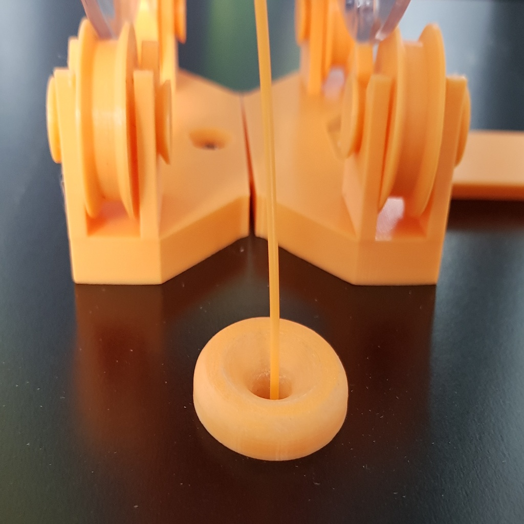 Deluxe Filament Feeder Guide for Lack Tables