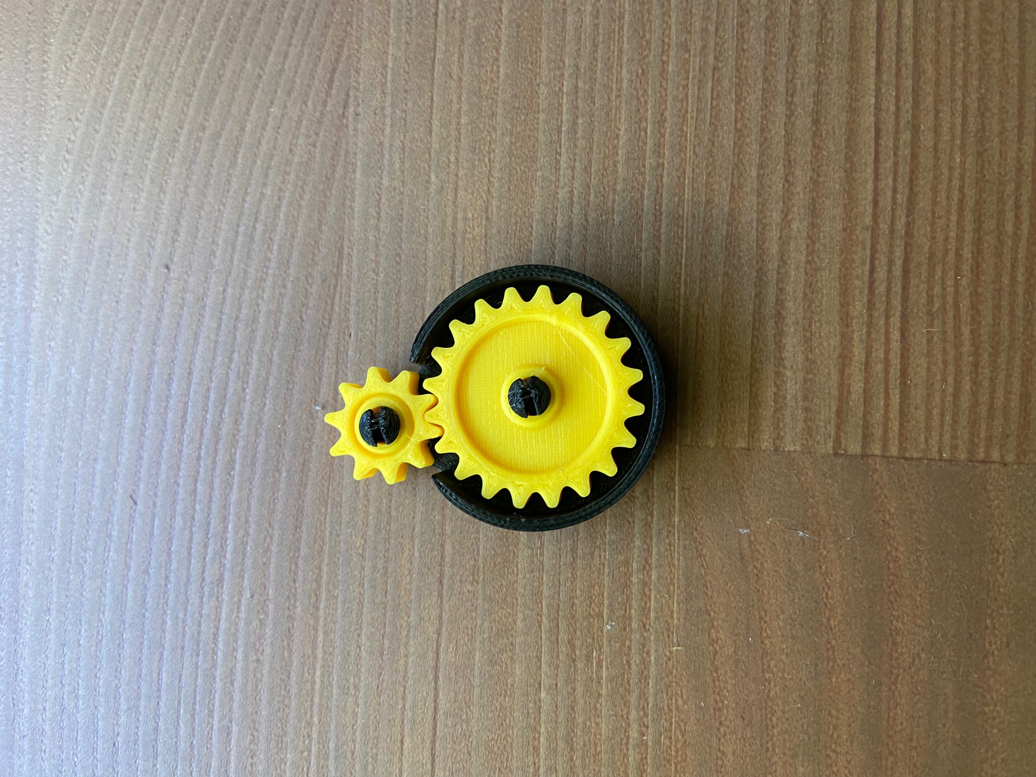 Small and Large Gear Set