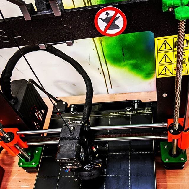 “No Yoda Printing Here” sign