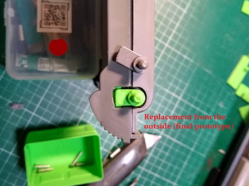 Amstrad PPC512 / 640 screen hinge repair