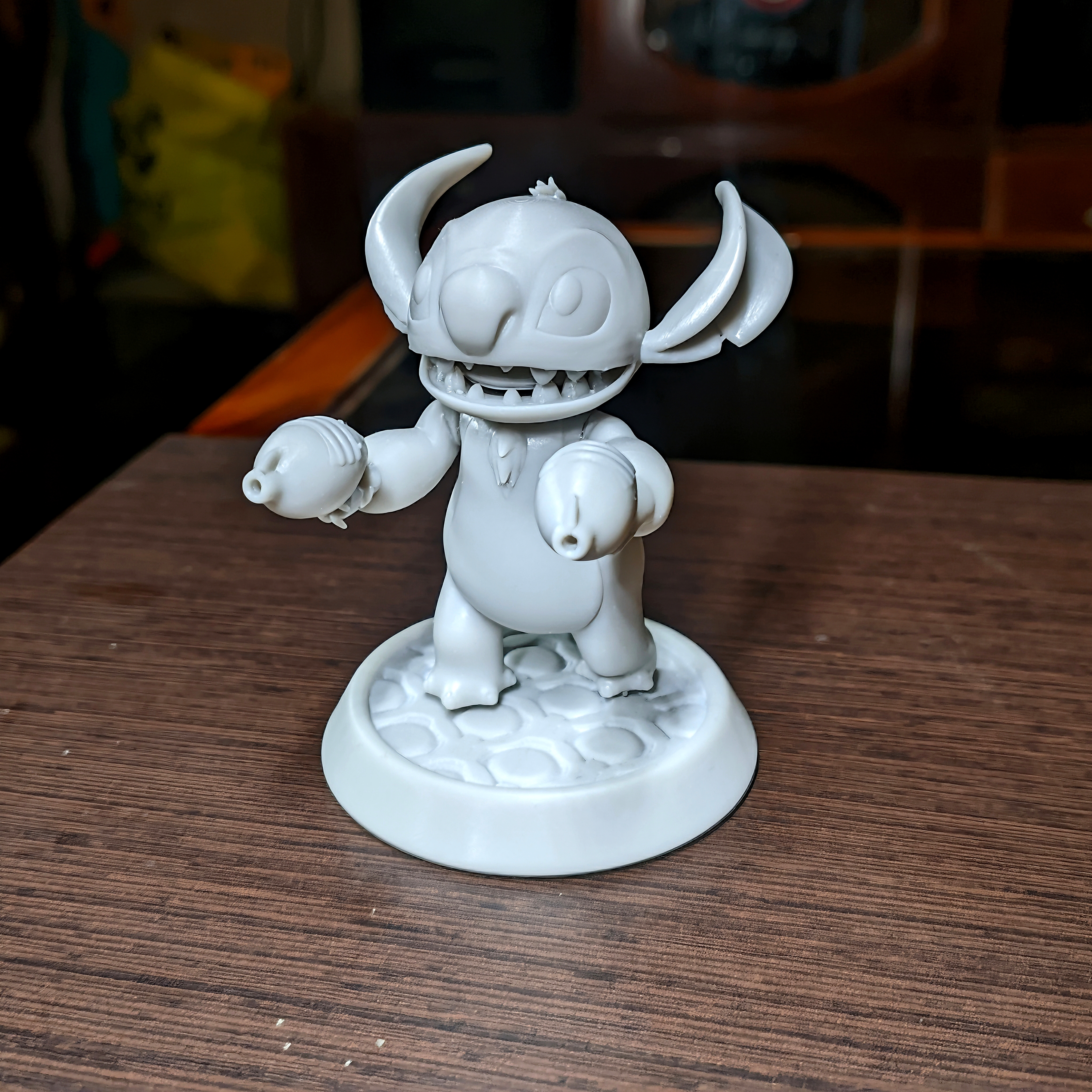 STITCH RAYGUN MINIATURE - Alien 626 with Blaster