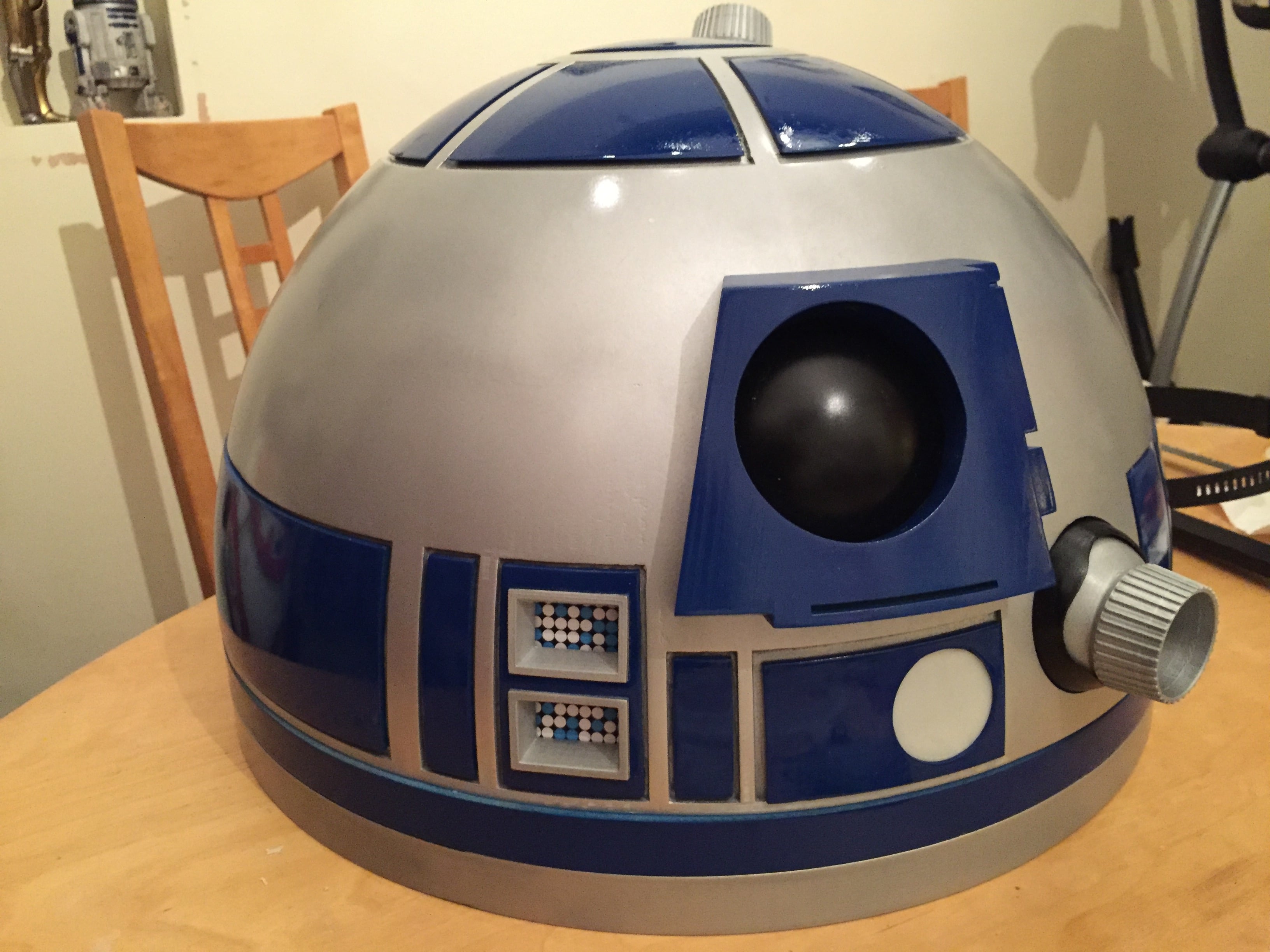 Droid Dome - R2D2 - DO NOT USE - Obsolete and unsupported (7 years old): Please read the summary for the latest design.