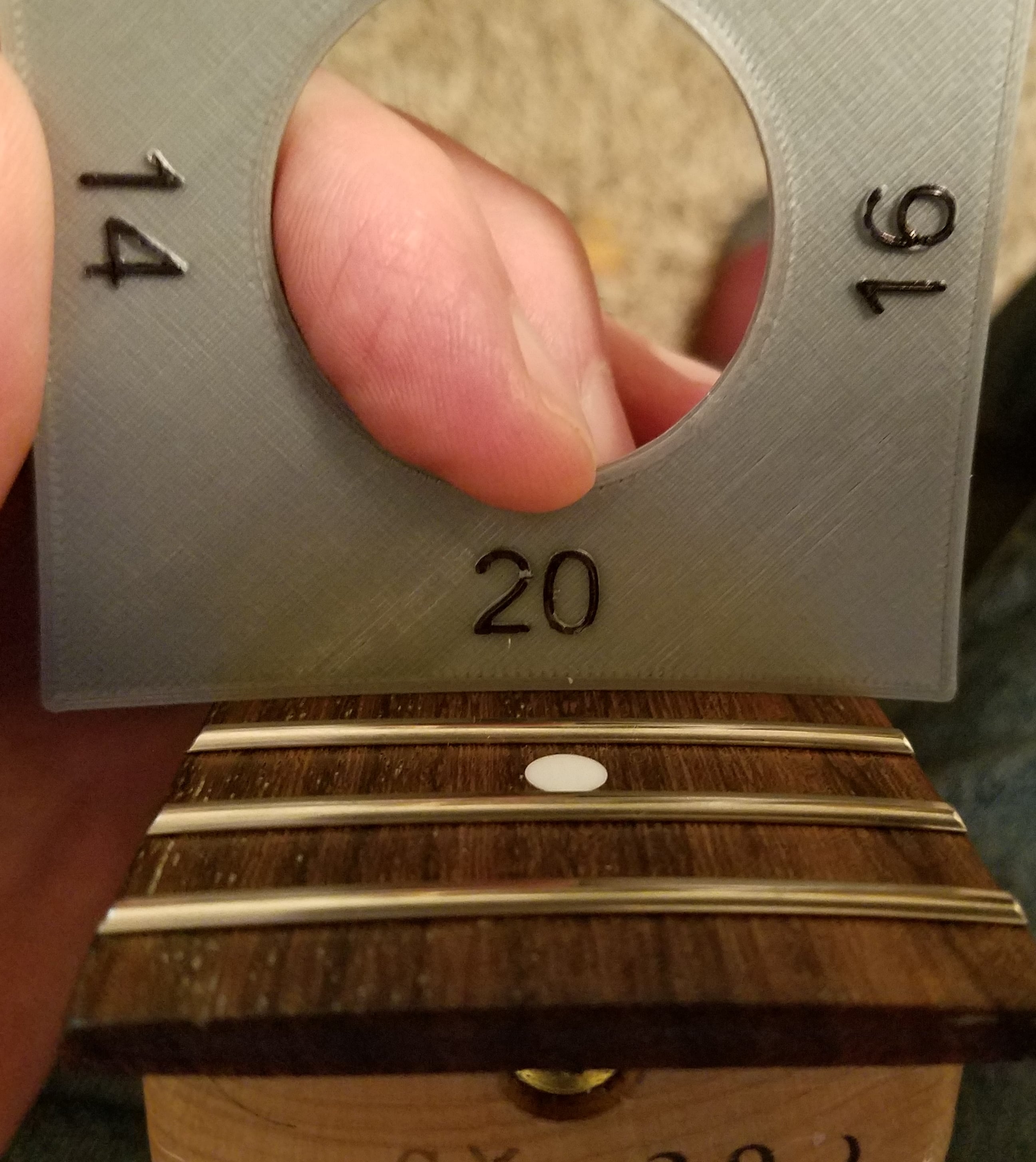 Guitar fingerboard radius and under string radius gauge set