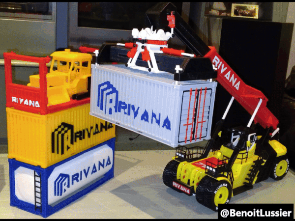 Miniatura 4 do modelo 3D Yellow Reach Stacker (Basic)