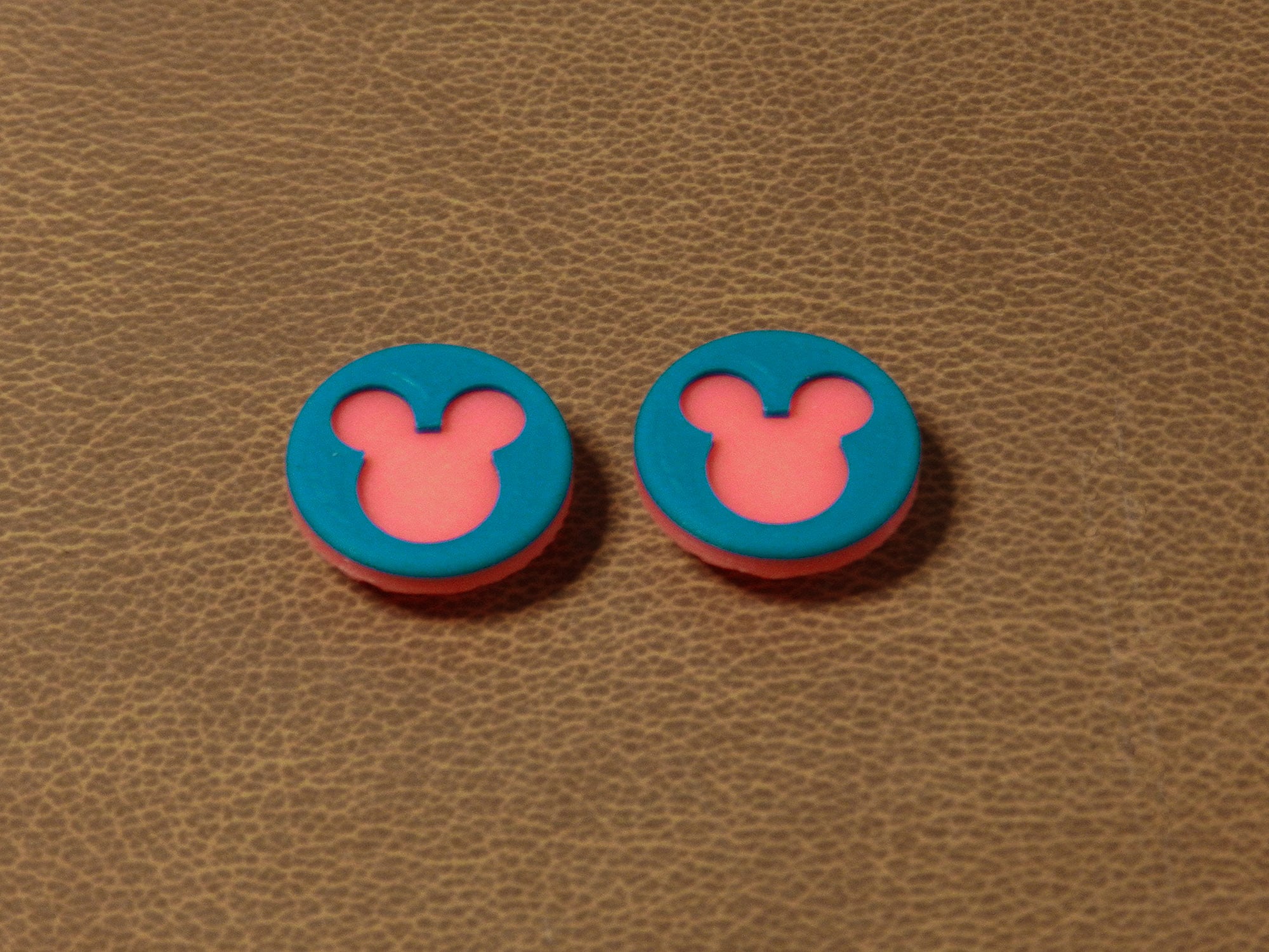 Mickey Mouse Spinner Pads