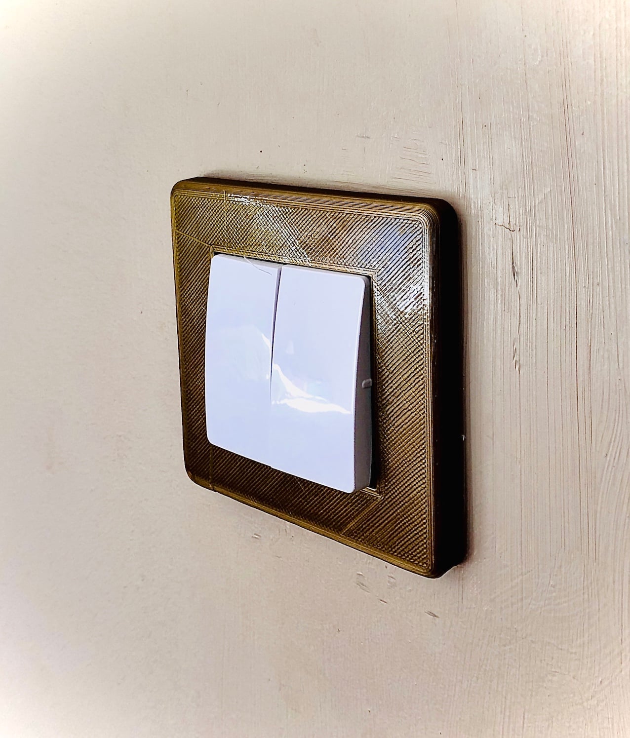 Switch cover type Legrand