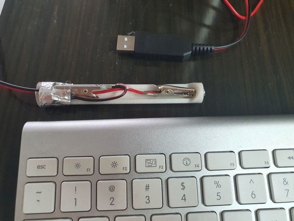 Apple keyboard battery to USB