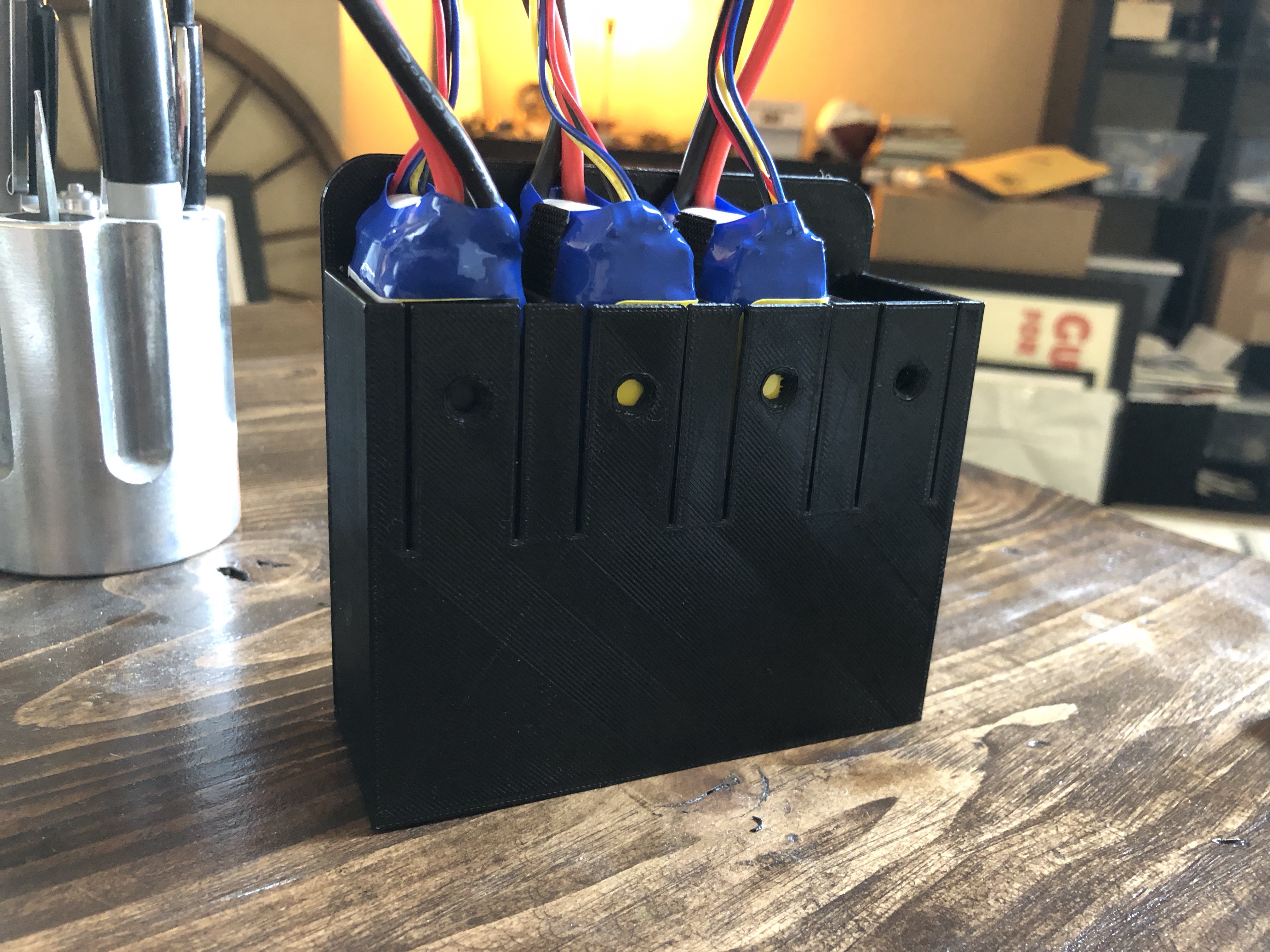 3S LIPO Battery Tote with Charge Indicator