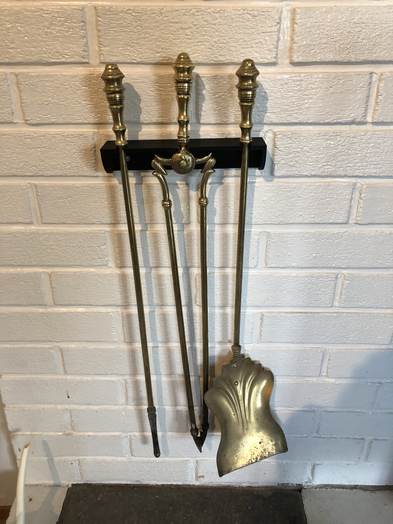 Fireplace tools holder