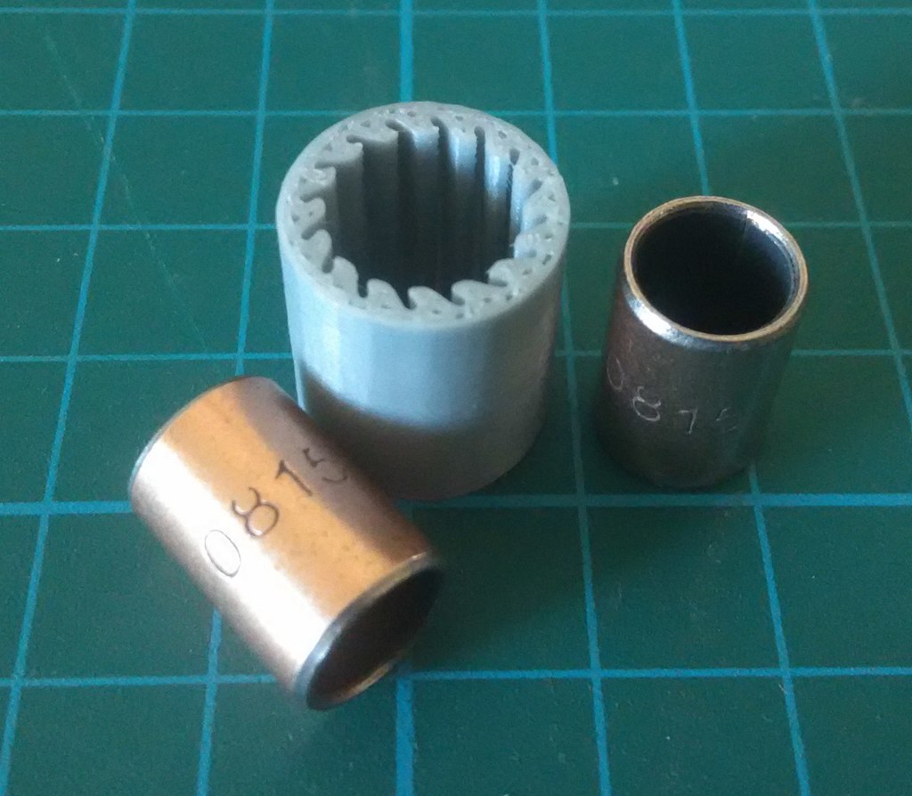 Replacement of sliding bearings LM8SUU