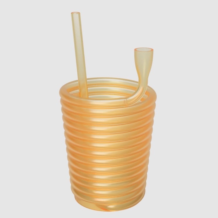 Anti gravity straw cup