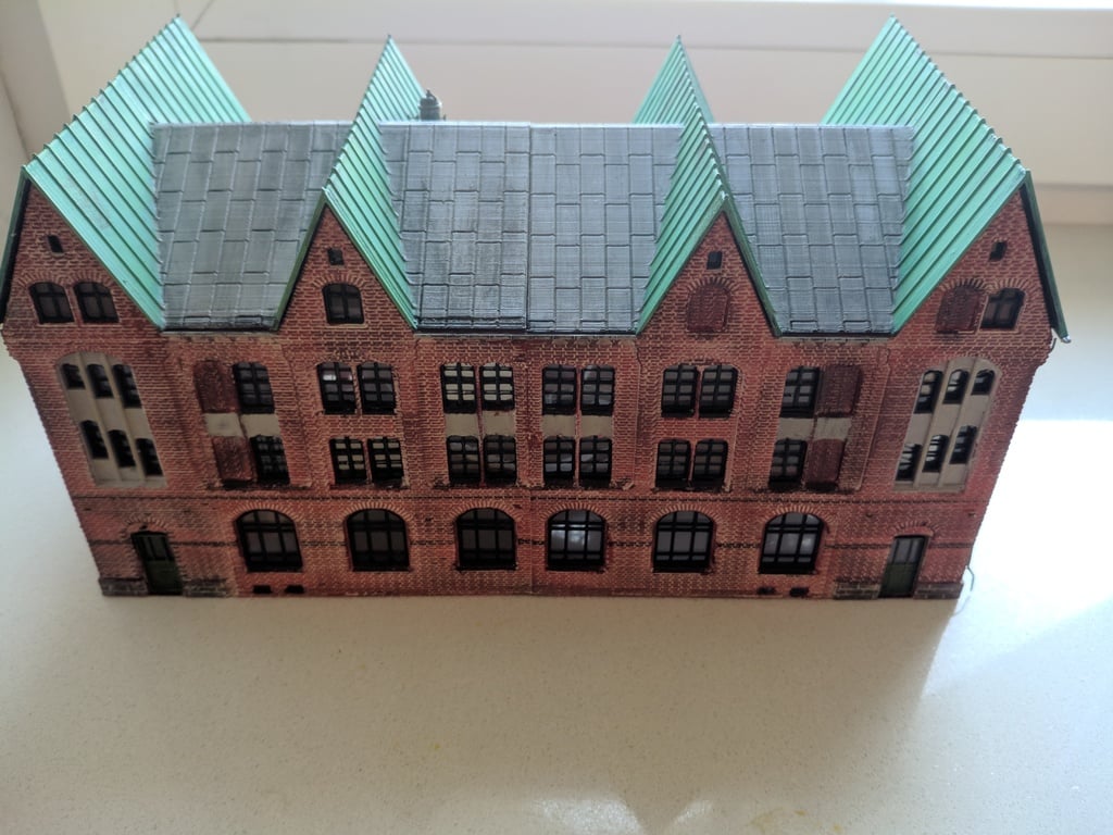 H0 scale (1/87) storage building model from Speicherstadt Hamburg
