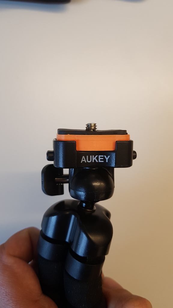 Aukey tripod Camera Holder