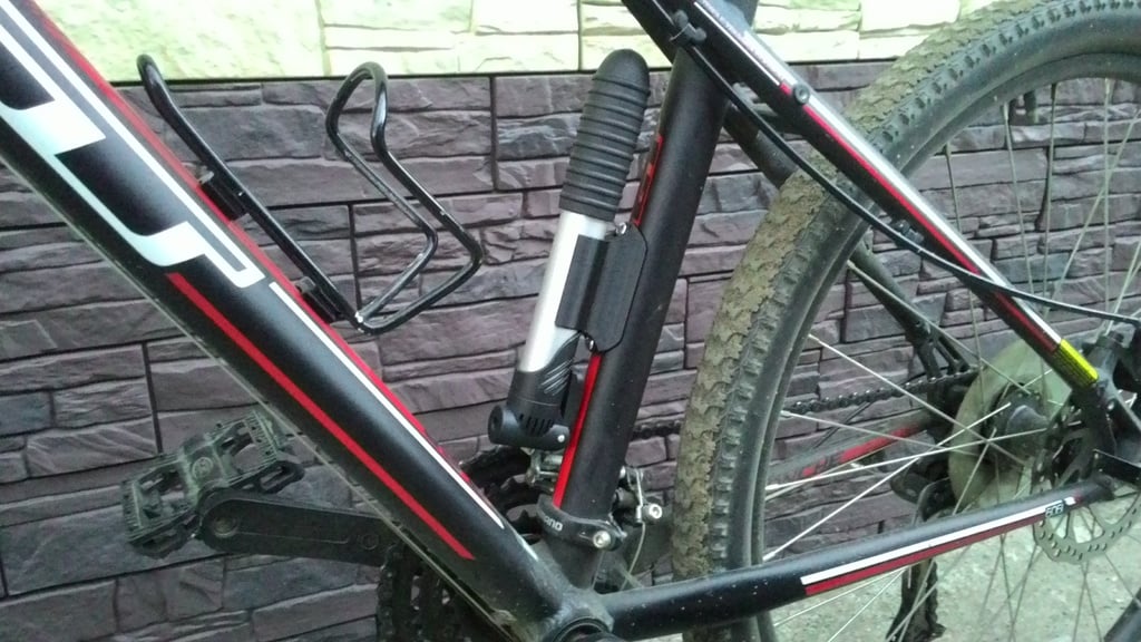 Bicycle pump holder