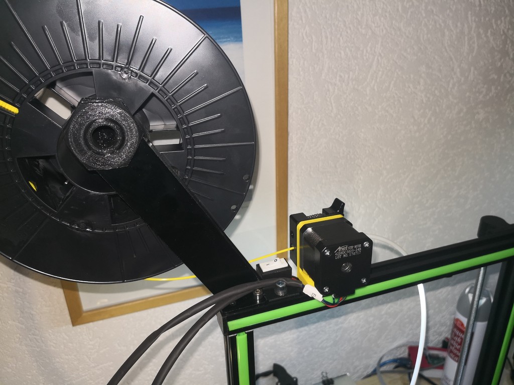 Mount the extruder at the top