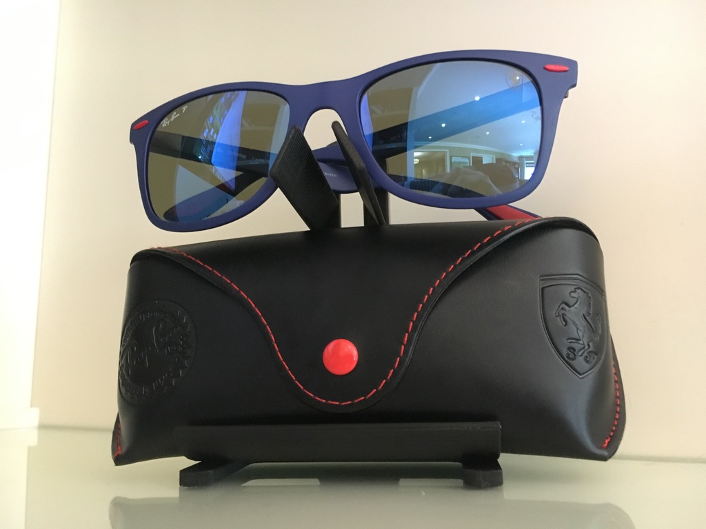 Sunglass and Case Stand
