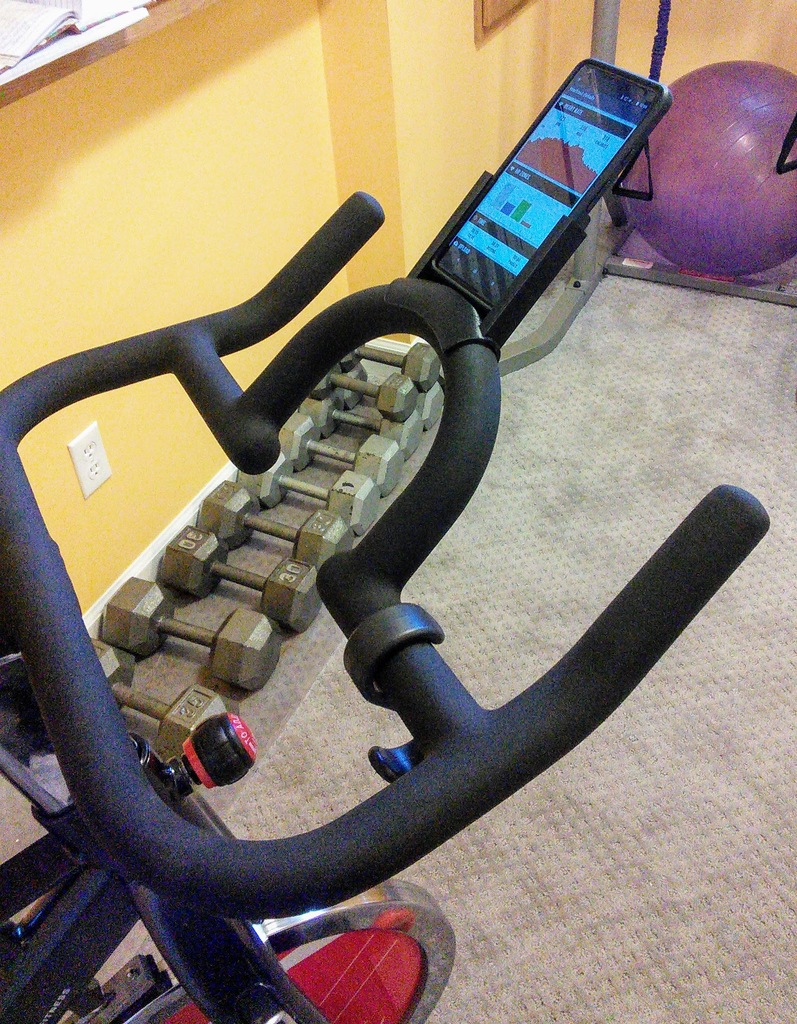 Indoor Cycling Spin bike Phone holder (Pixel 2 XL)
