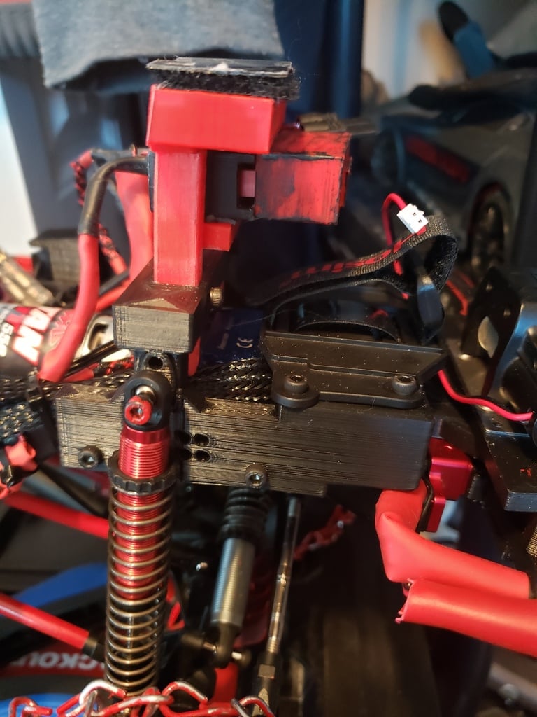 Traxxas Trx4 front Suspension battery and body mount