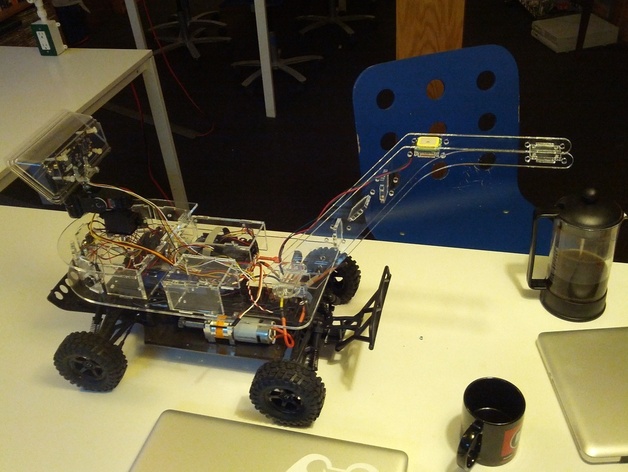1:10 scale car laser cut robot body