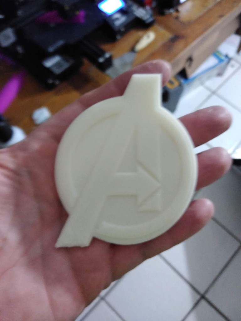 Avengers Logo Medallion / Coin