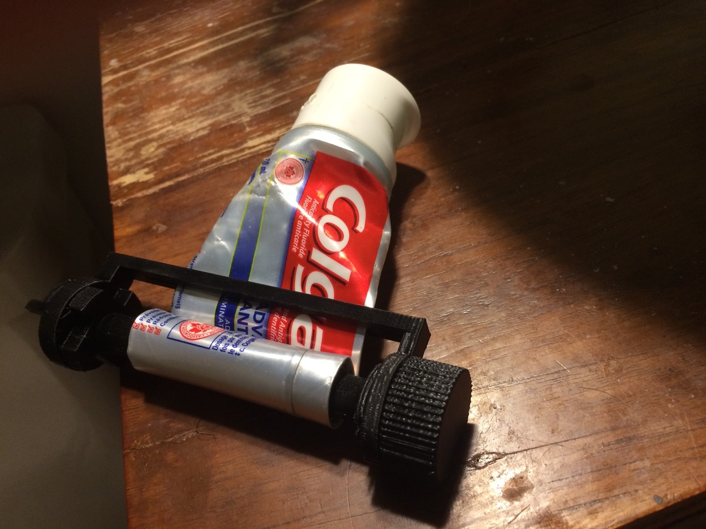 Ratcheting Toothpaste Squeezer