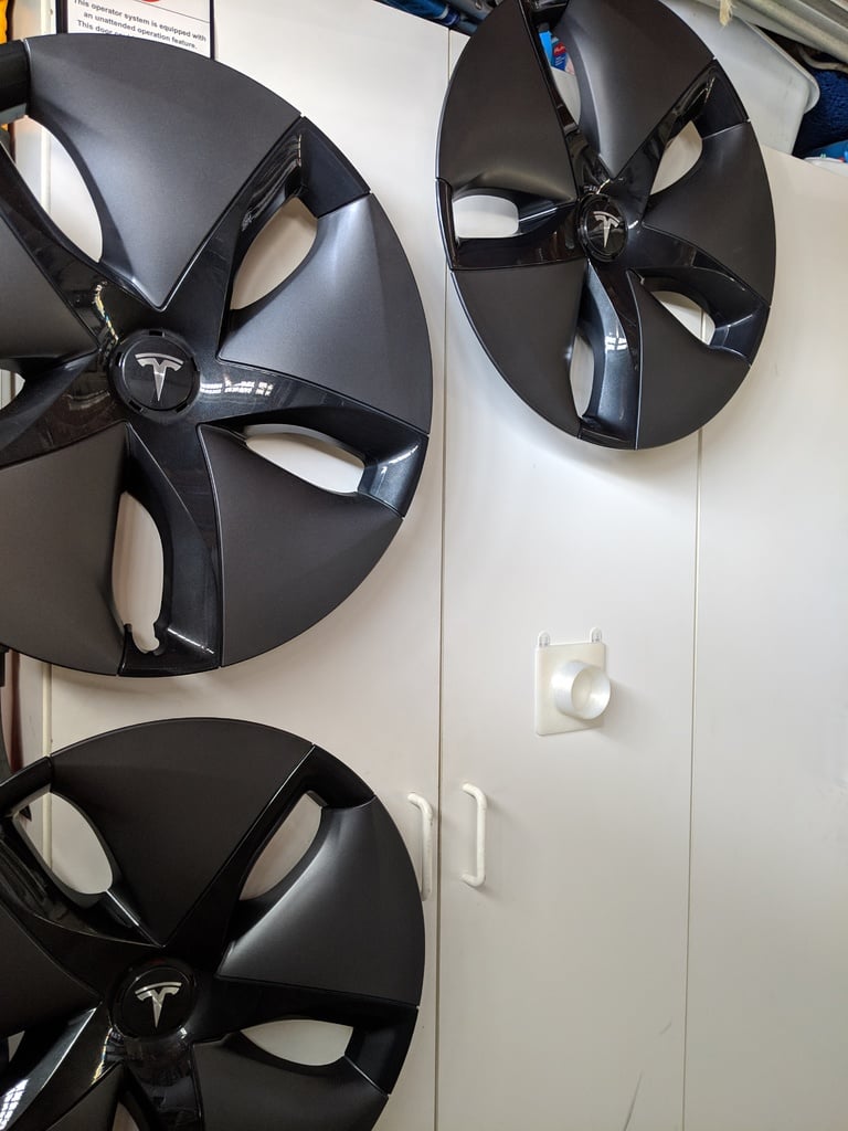 Tesla Model 3 Aero wheel cover Storage Holder