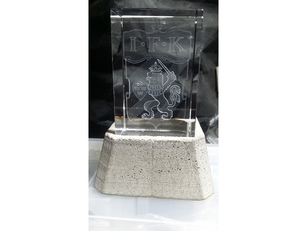Laser Etched Glass Cube Stand Concrete Mold