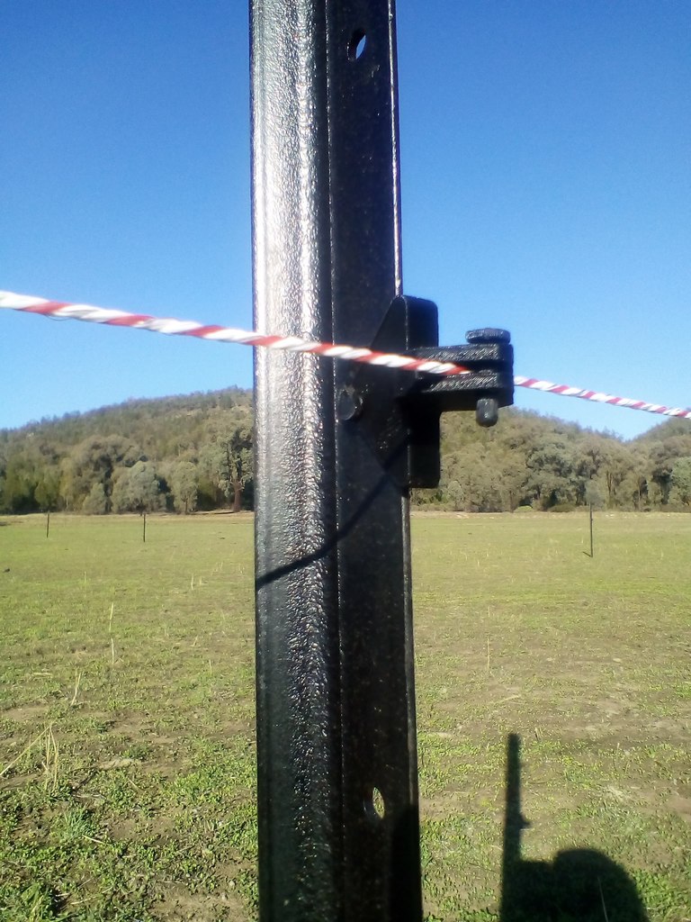 Electric Fence Star Picket Insulator