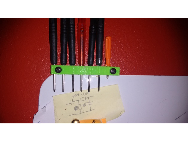 Small screwdriver wall mount 8x
