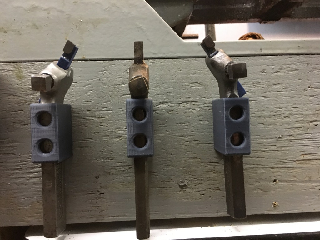 Holder for lathe tool bit holder