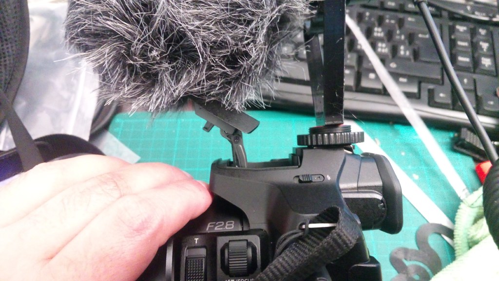 BOYA BY-MM1(or RODE)  Microphone Holder (Hotshoe) for Cameras