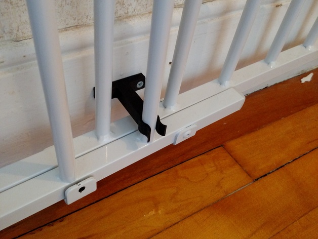 Clip for swinging baby gate