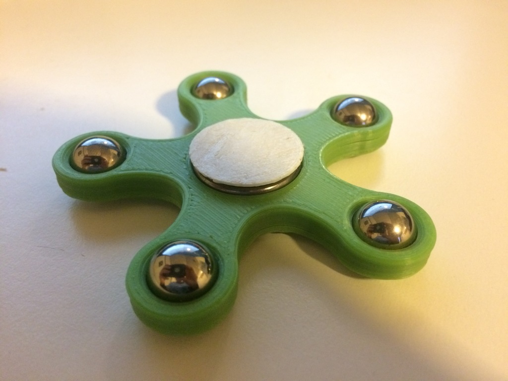 fidget spinner with 11mm steel balls