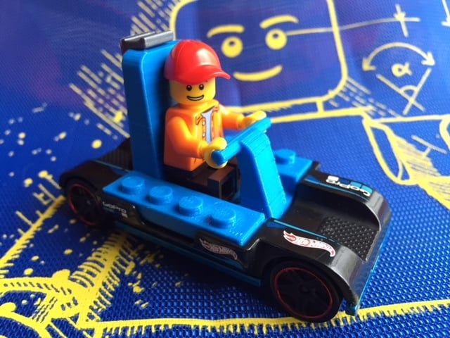 Hot Wheels Gopro car Lego seat 