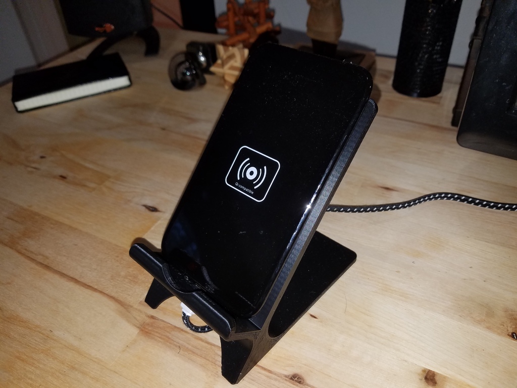 Galaxy S7 Stand for Qi Charger