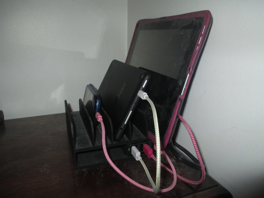 Phone/tablet charging rack