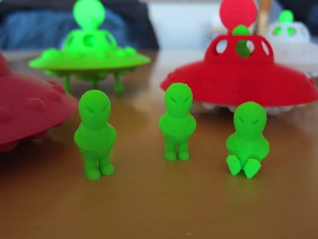 Little Green Men (flying saucer pilots)