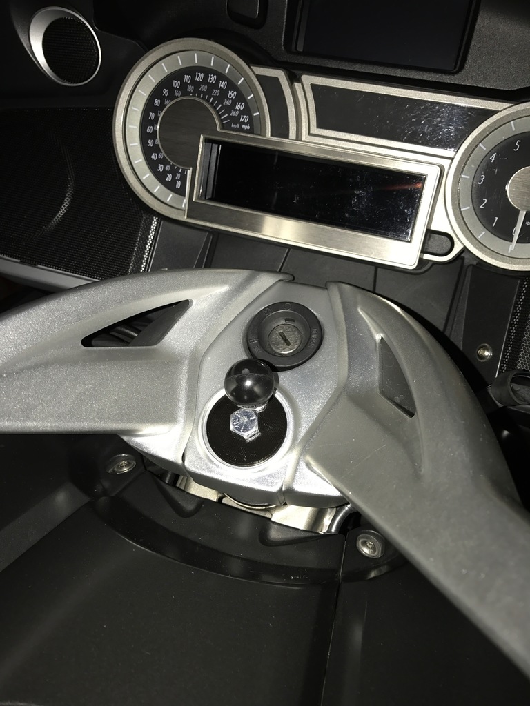 X-Grip RAM mount for BMW vehicles 