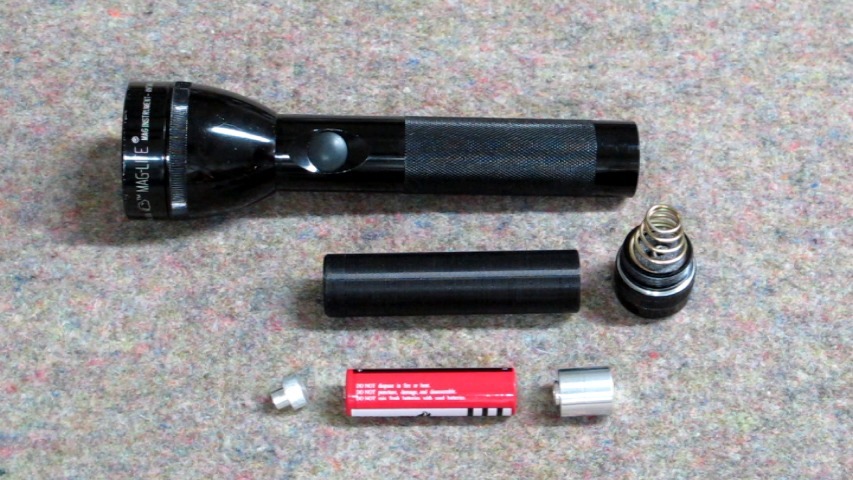 Mag-Lite 2-Cell C Size Adapter for 18650 Lithium Batteries