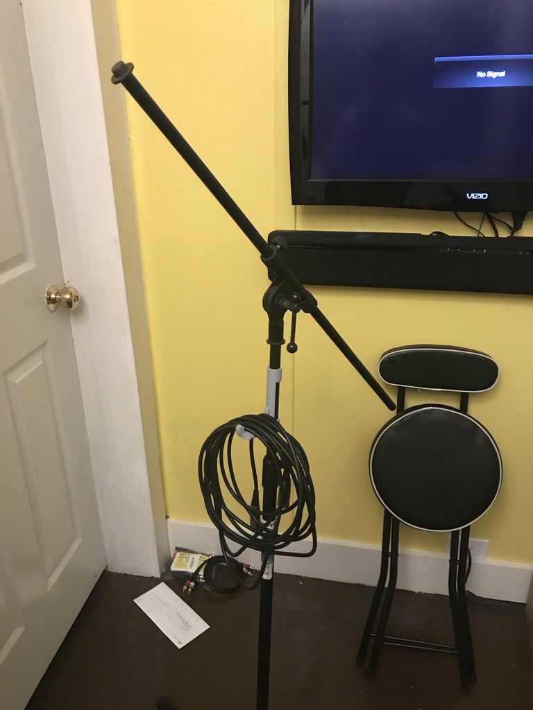 Mic Stand Clip-on Hanger
