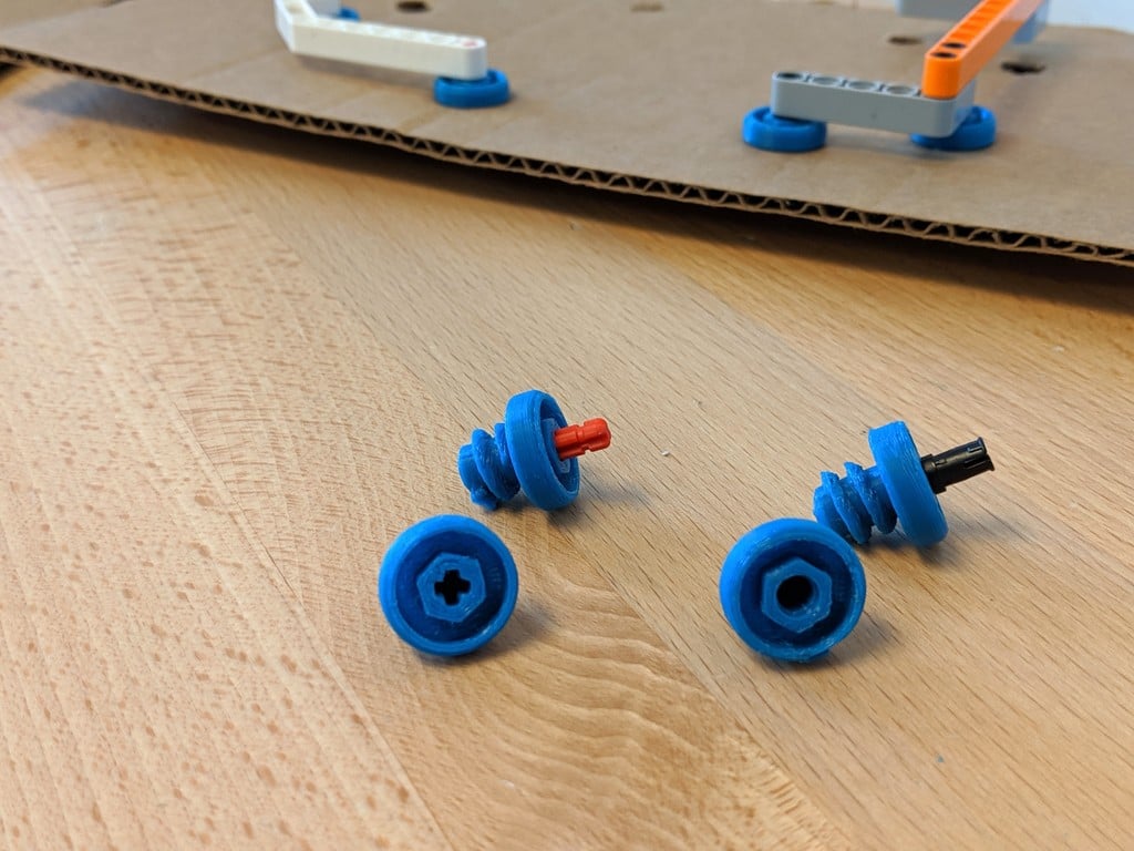 Cardboard Screw - LEGO Technic Compatible