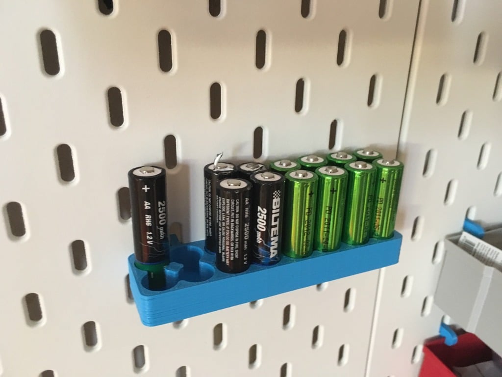 Battery tray for IKEA Skadis