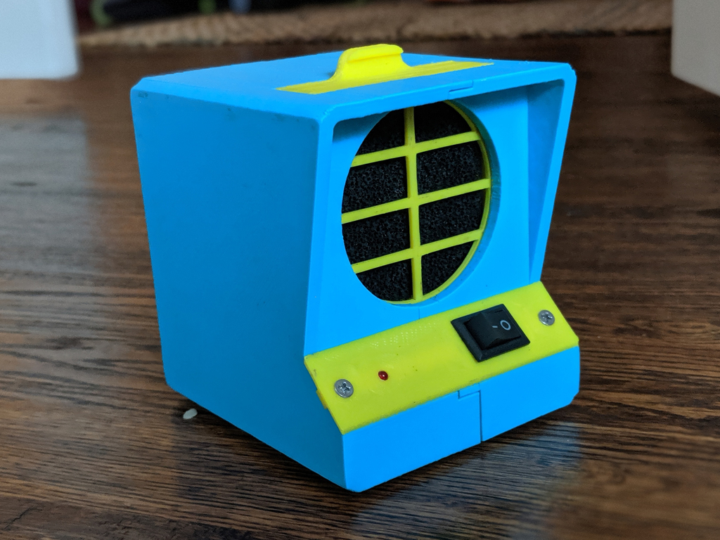 Minimalist 3D Printed Fume Extractor (Battery Powered)