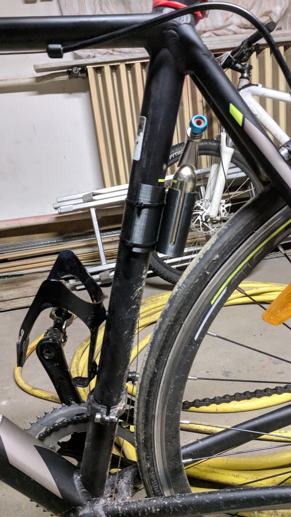CO2 gas holder for bike
