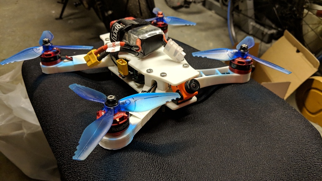moskito 300v racing FPV drone